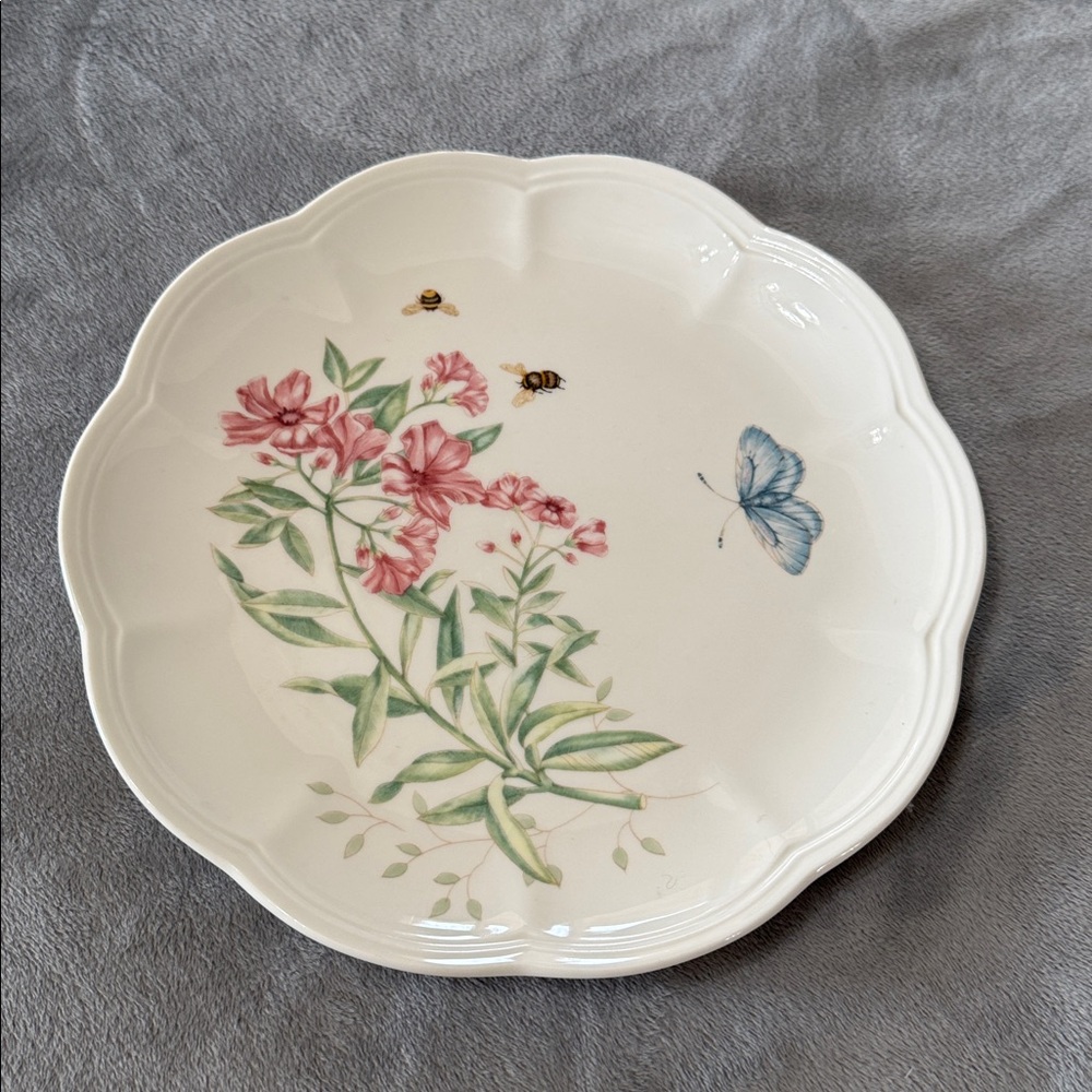 Lenox Butterfly Meadow‎ Swallowtail 9” Dessert Luncheon Plates Set of 3 Cottage. - Picture 10 of 11